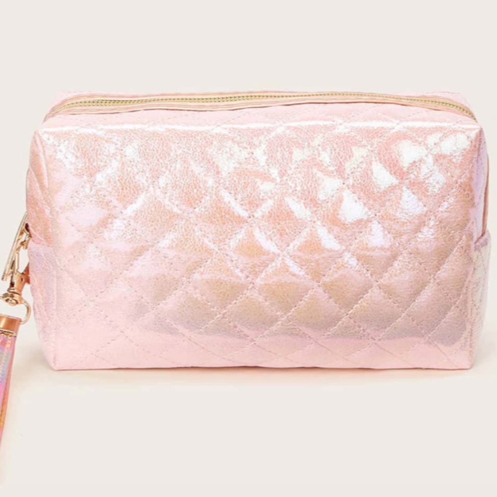 FREE WITH PURCHASE Pink Unicorn makeup bag🦄